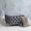 Pouf in velluto con cuciture a diamante e bottoni, panca quadrata da ingresso liscia al tatto, pouf poggiapiedi da salotto